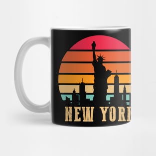 Retro sunset New York Mug